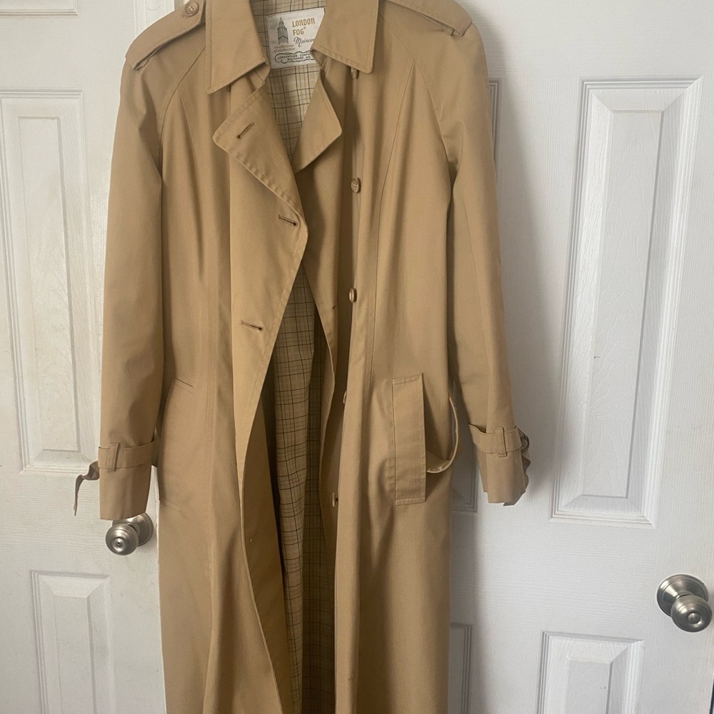 Classic women Tan Trench Coat